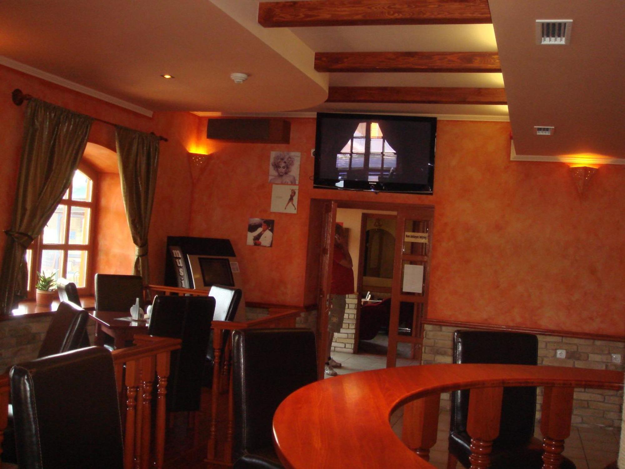 Nagyszenas Platan Panzio B&B 외부 사진